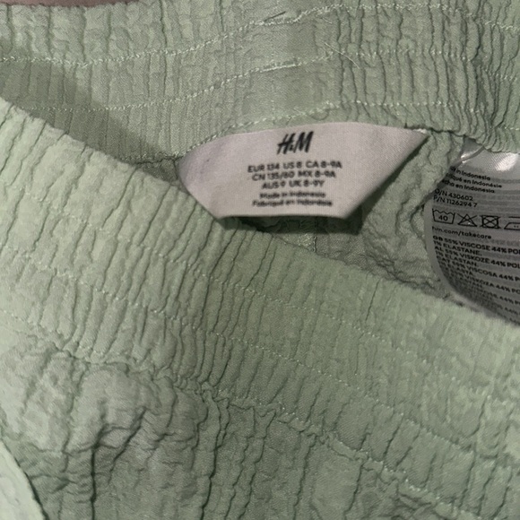 H&M set girls size 8. Tank top with scrunch front and wide leg pants - Picture 5 of 5